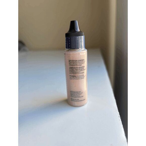 Luminess Advanced Silk 4 in 1 Airbrush Foundation Shade 010 - Picture 2 of 3